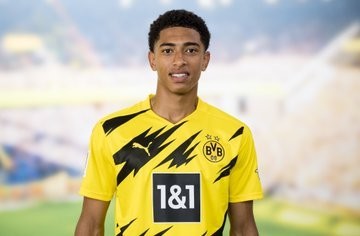 乐高推出1：1世界杯官方奖杯模型，售价为199.99美元（乐高发布1：1等比世界杯官方奖杯套装，定价199.99美元）