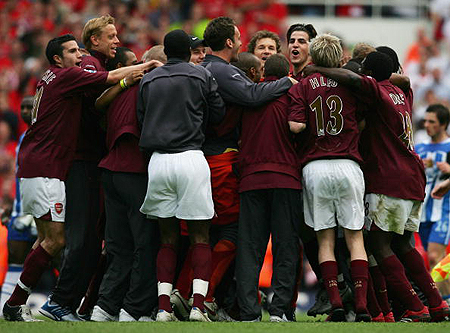 椰子：踢后卫让库普恢复信心；DV9受伤是戴维和奥蓬达的机会